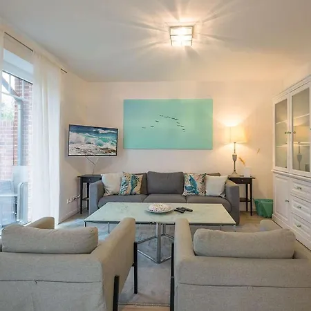Kleine Flucht By Interhome